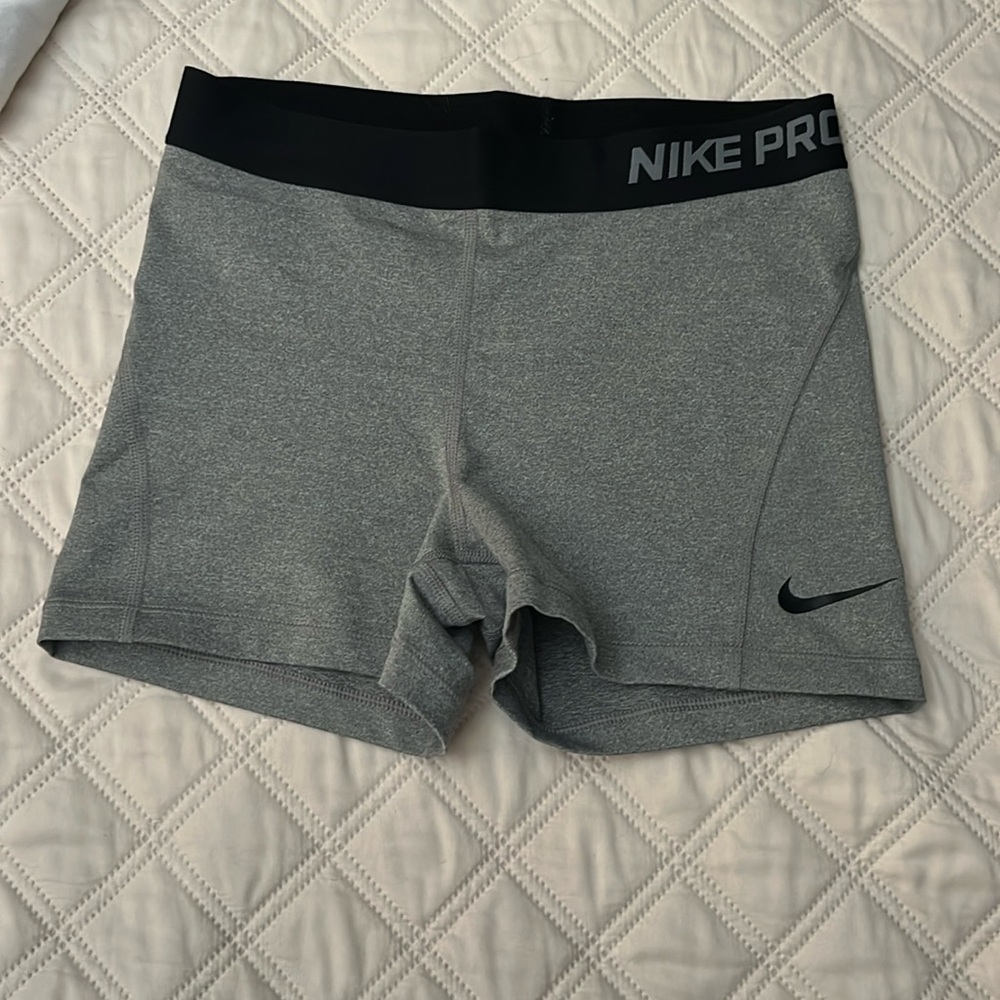 Nike Pro Heather Gray Training Shorts